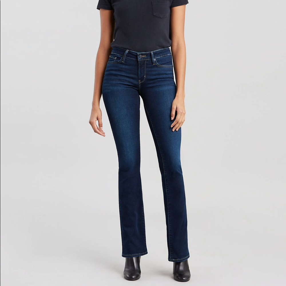 715 Bootcut Levi’s Jeans